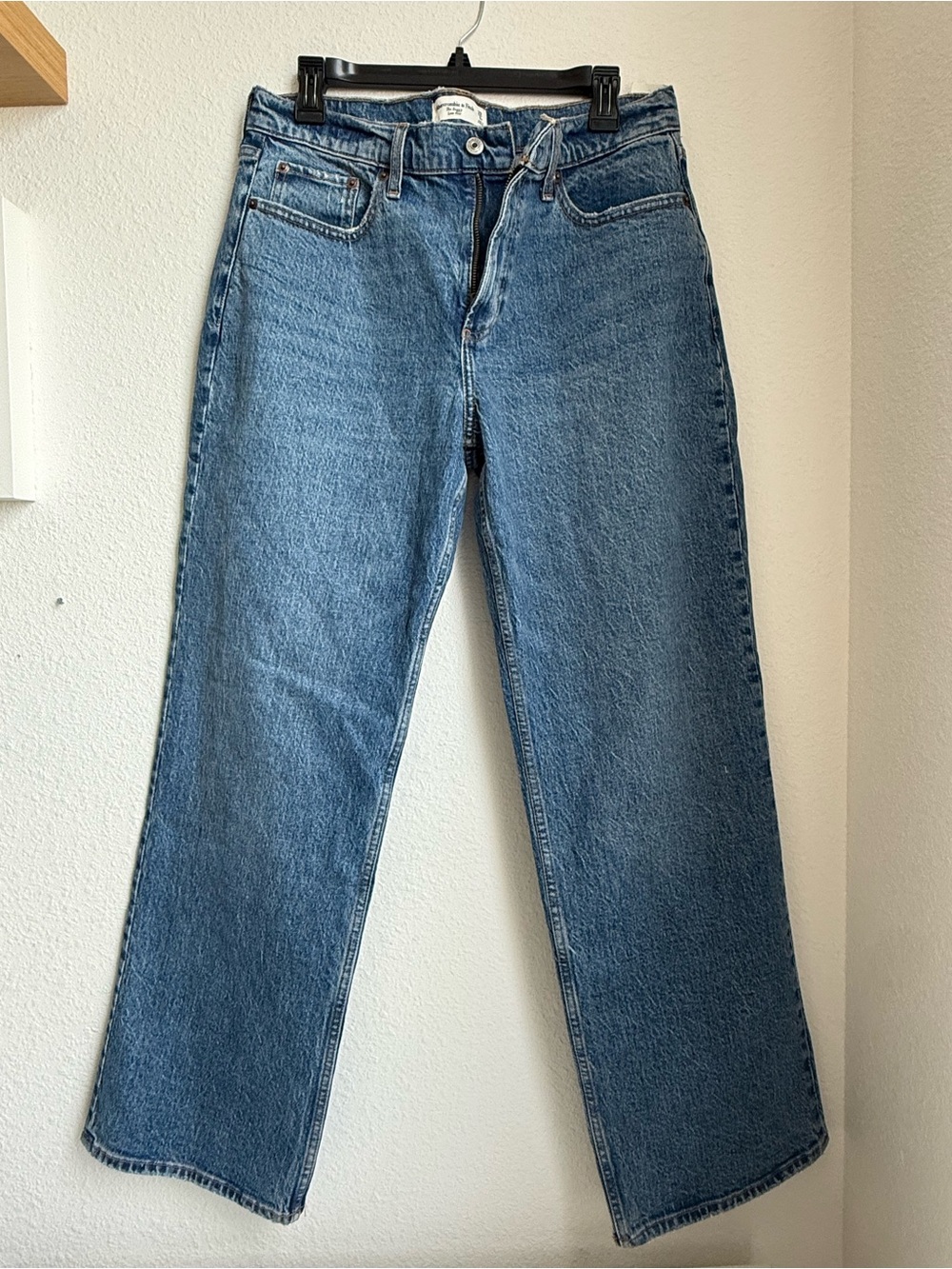 NWT Baggy Low Rise Abercrombie & Fitch Jeans Back to School - Picture 3 of 11